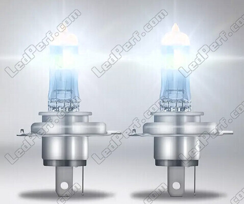 Iluminação branco das lâmpadas H4 OSRAM Night Breaker® 220 - 64193NB220-2HB