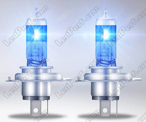 Luz branco de lâmpadas de efeito Xénon H4 Osram Cool Blue Boost 5500K - 62193CBB-2HB